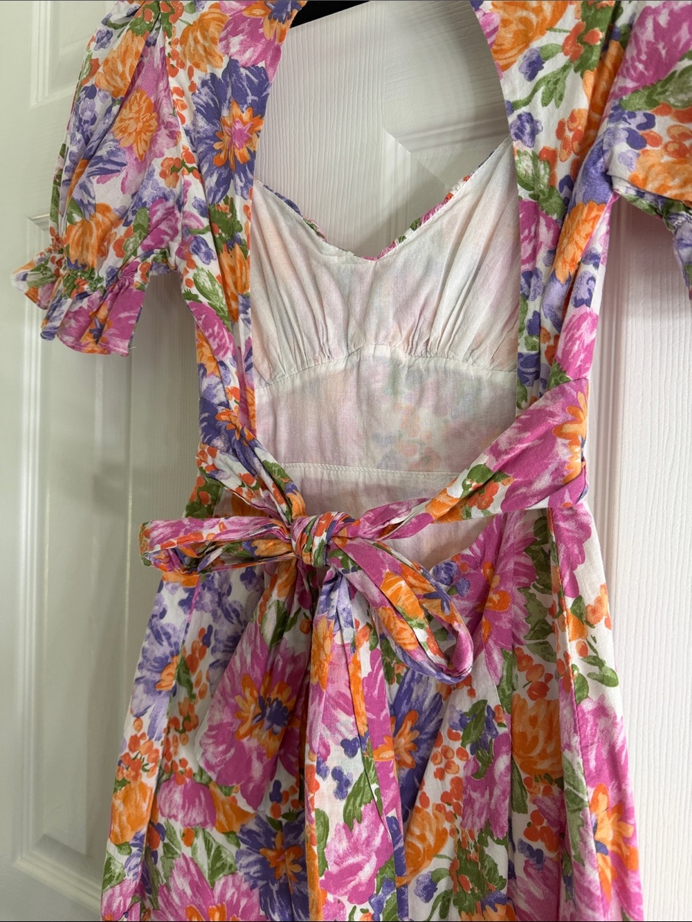 Hello Molly Katie dress Floral V-Neck Puff Mini Pink, Orange & Purple small - Picture 5 of 8